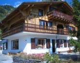 Charming Swiss Alpine Chalet Anzre...